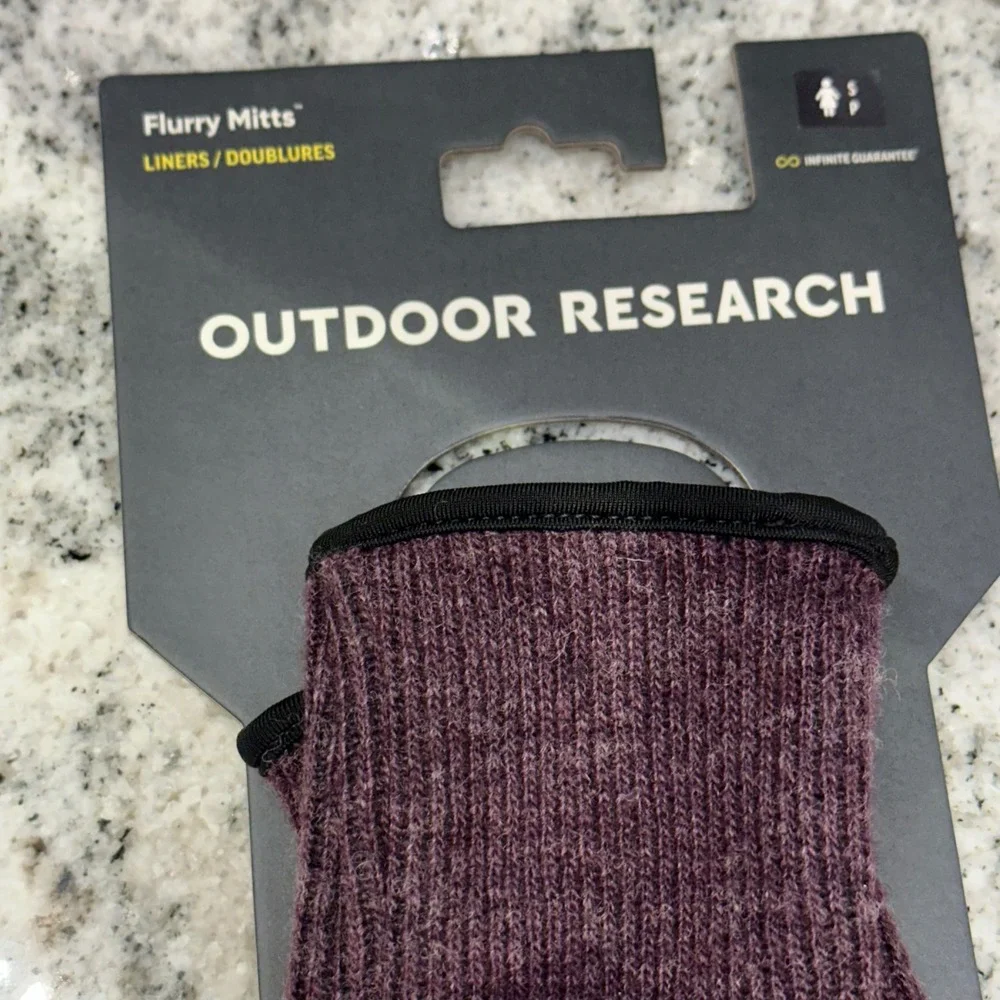 Outdoor Research Womens Small Flurry Mitts Amethyst Purple Wool Blend Gorpcore